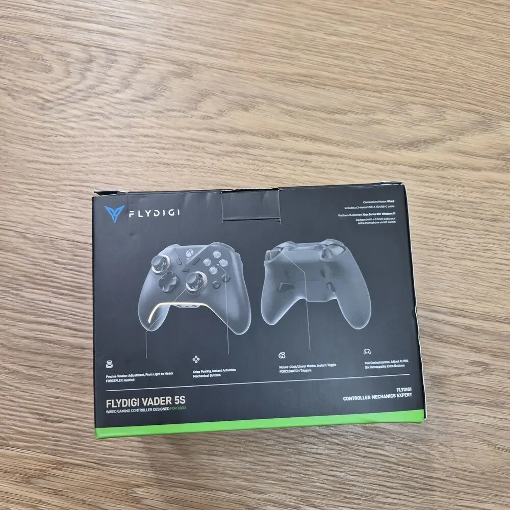 FLYDIGI VADER 5S Wired Controller for Xbox Series X|S, Xbox One, Windows 10/11